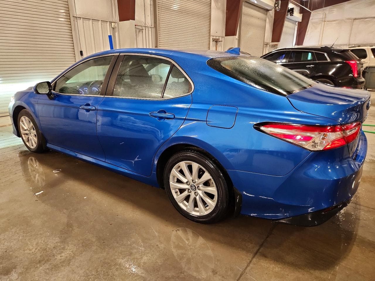 2019 Toyota Camry Le - foto 2