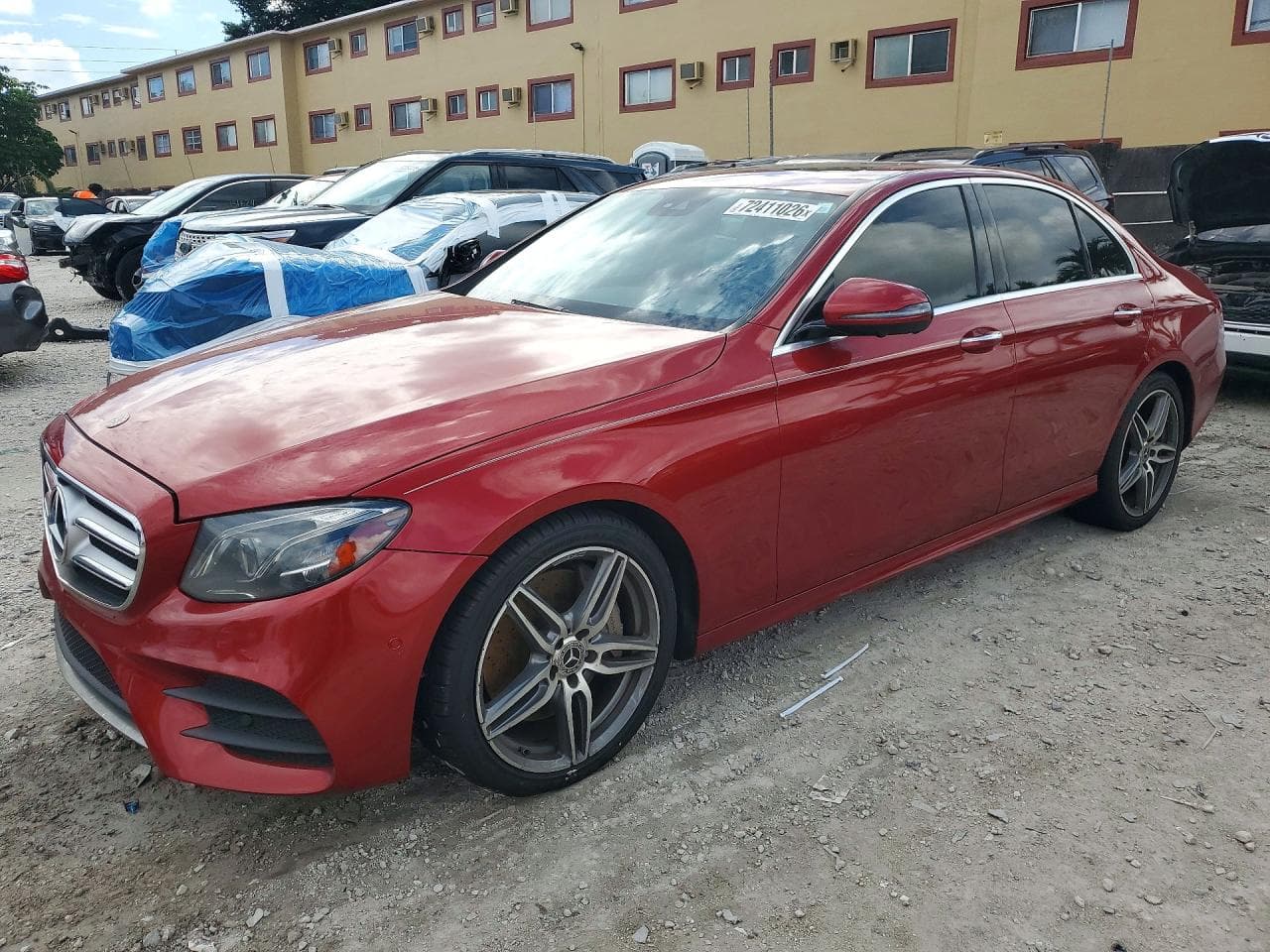 Mercedes-Benz E-klasse 2019 z USA
