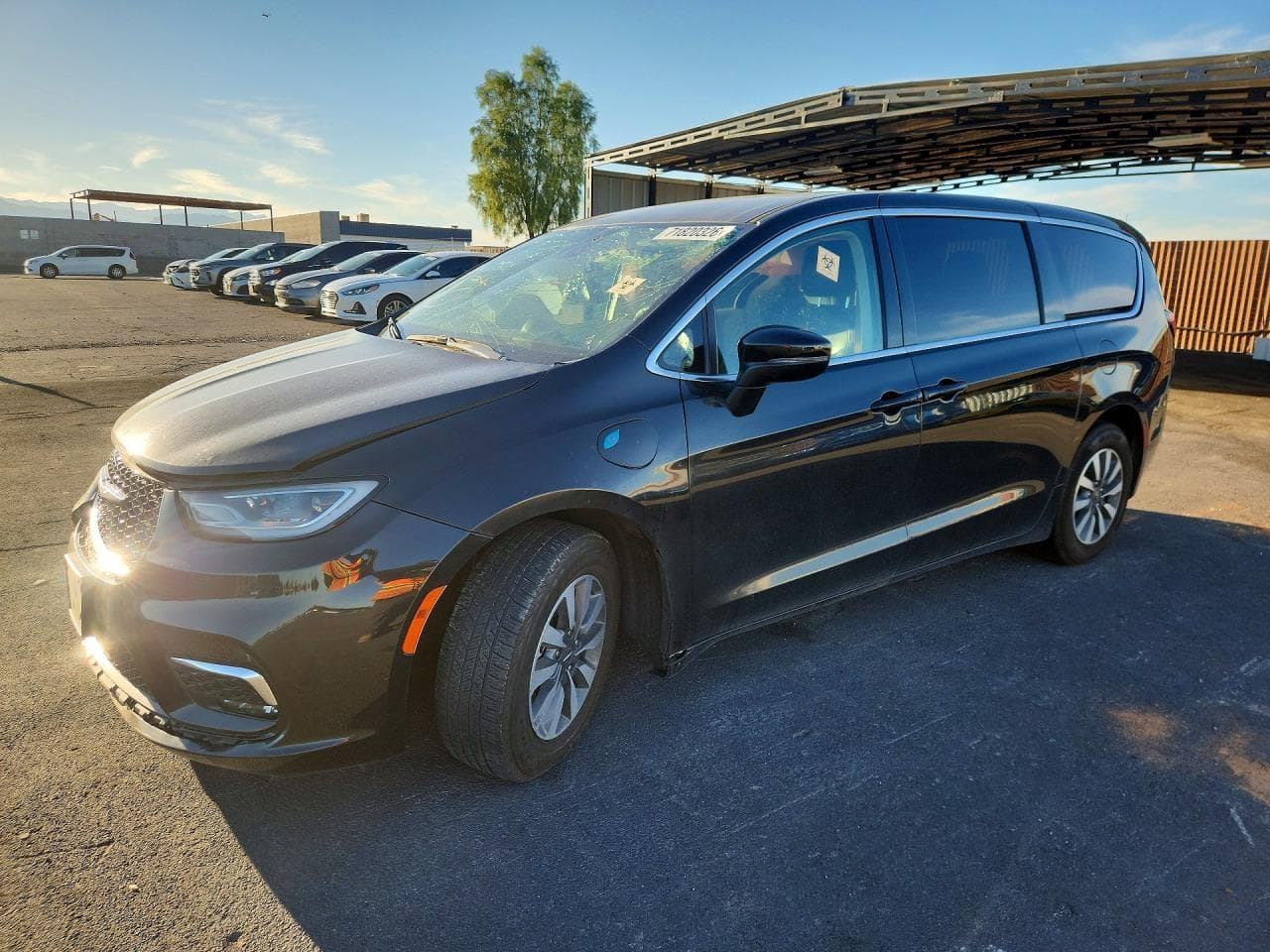 Chrysler Pacifica 2023 z USA