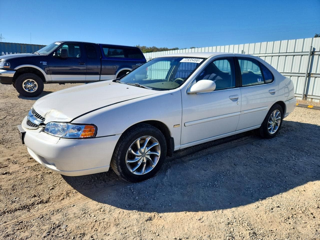 Nissan Altima 2001 z USA