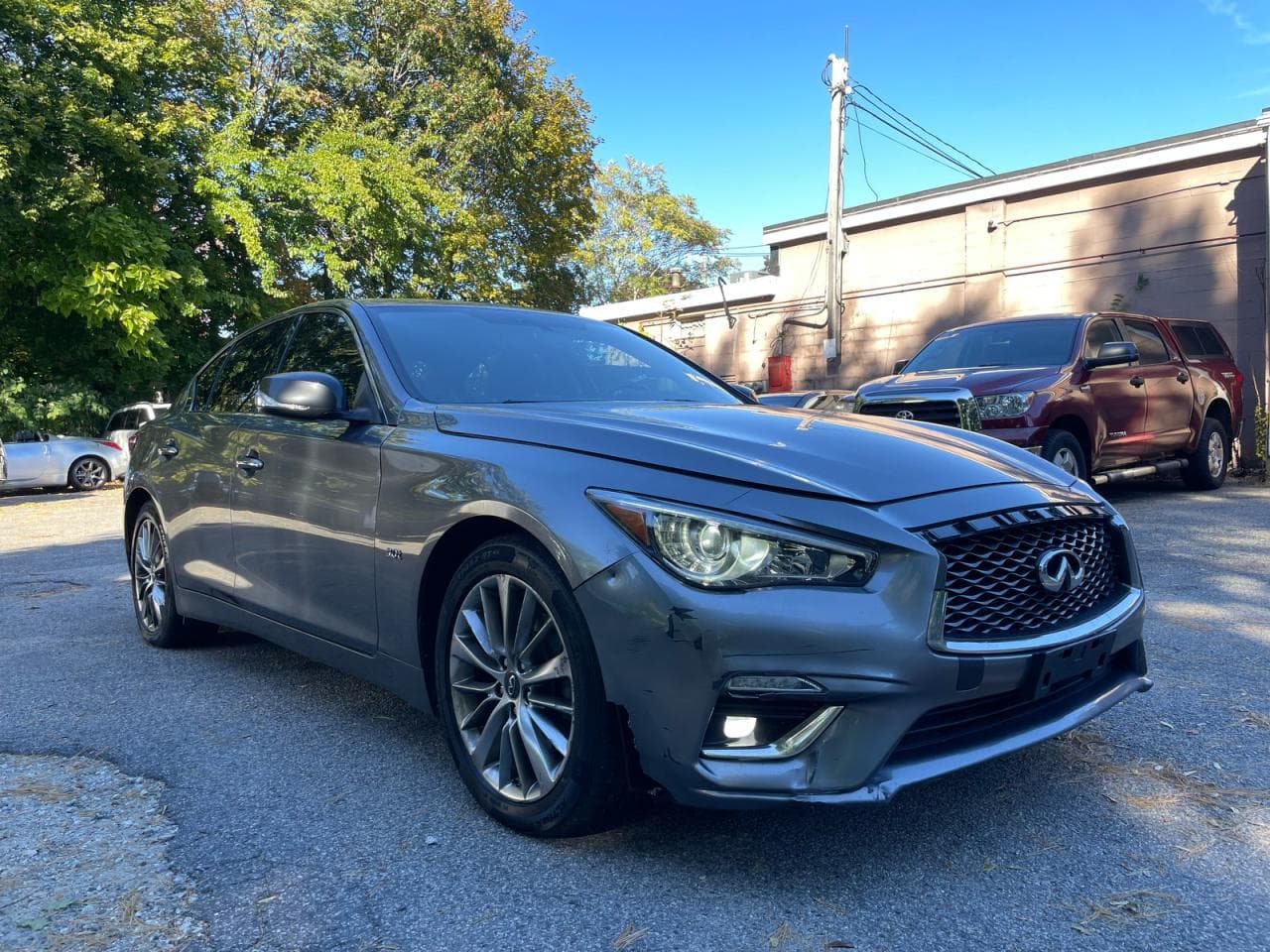 Infiniti Q50 2018 z USA
