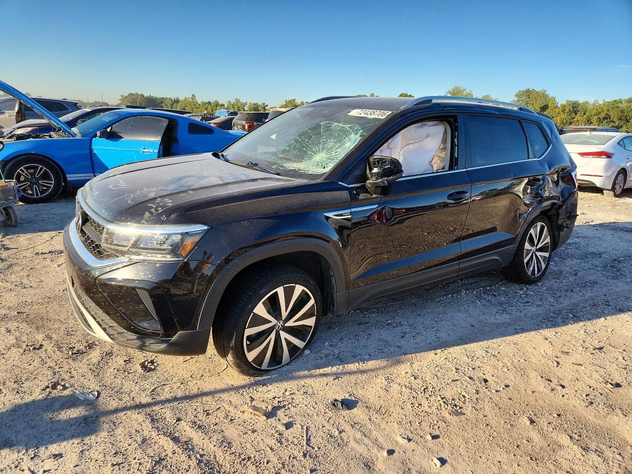 2024 Volkswagen Taos z USA