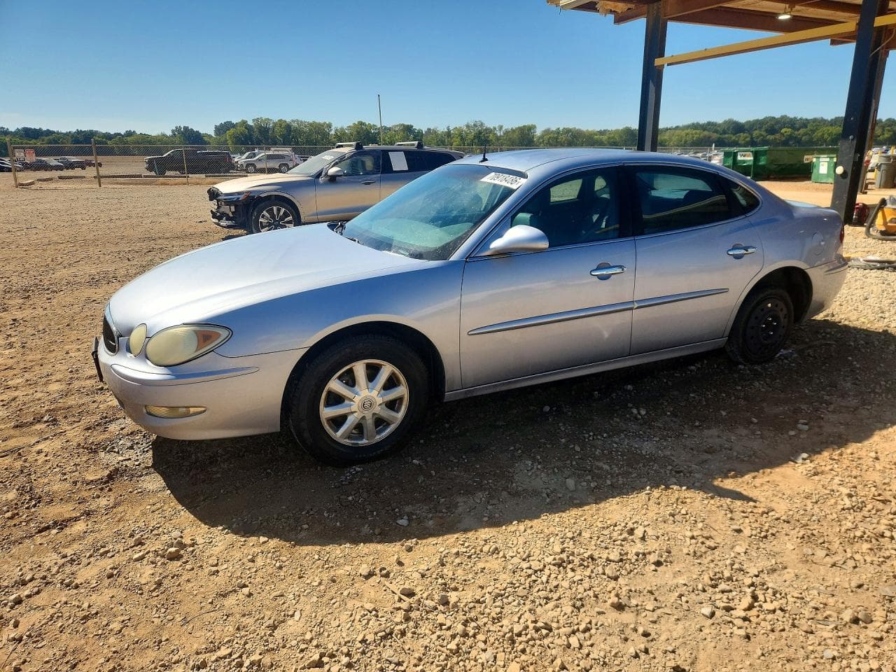 Buick LaCrosse 2005 z USA