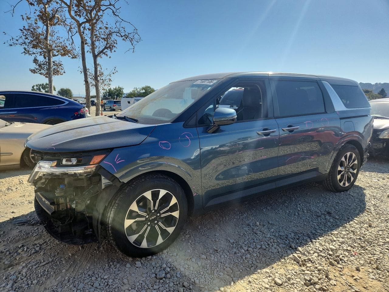 2023 Kia Carnival Ex