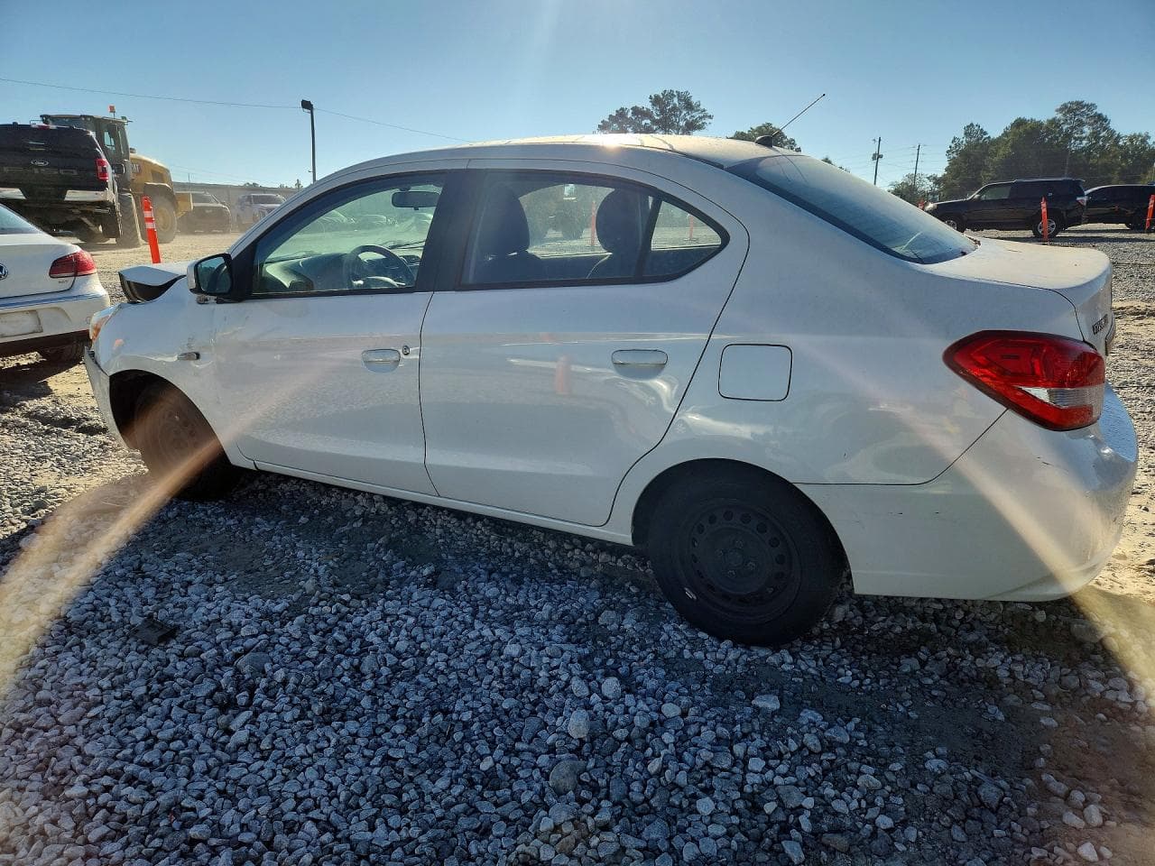 2018 Mitsubishi Mirage G4 Es - foto 2