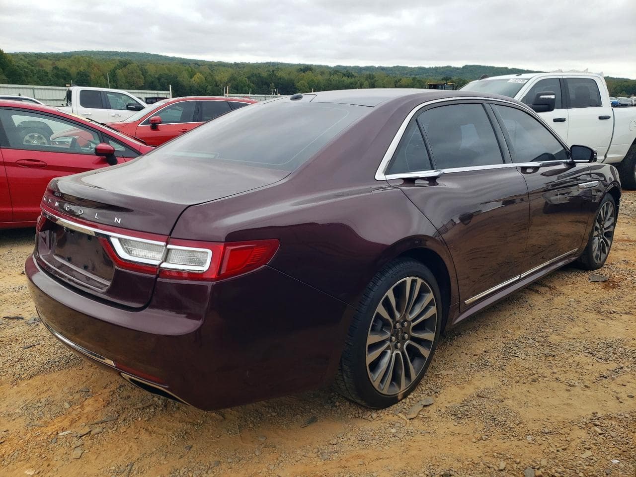 2017 Lincoln Continental Reserve - foto 3