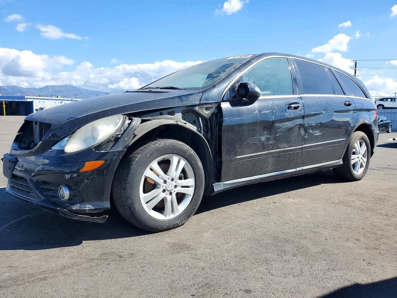 Mercedes-Benz R-klasse 2009 z USA