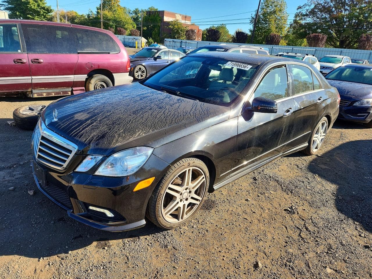 Mercedes-Benz E-klasse 2011 z USA