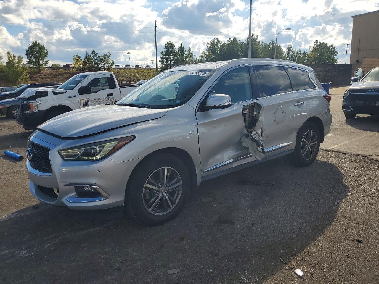 Infiniti QX60 2017 z USA
