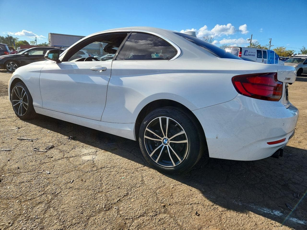 2020 BMW 230Xi - foto 2