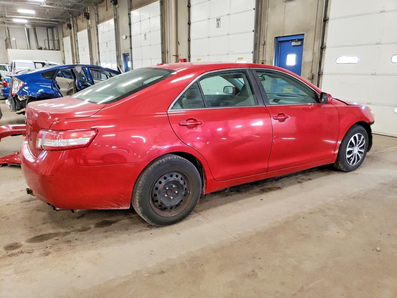 2011 Toyota Camry Le - foto 3