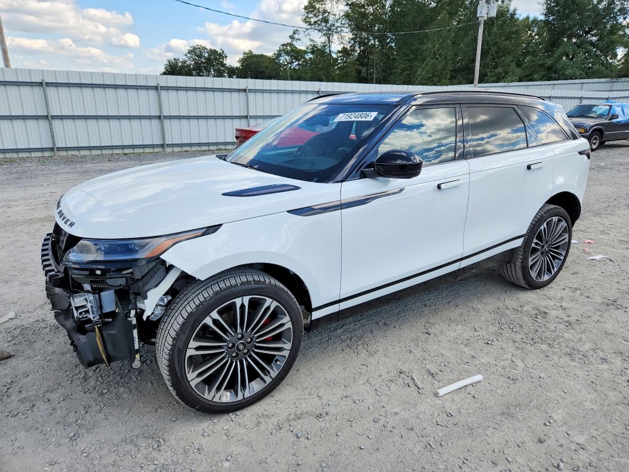 2025 Land Rover Range Rover Velar z USA