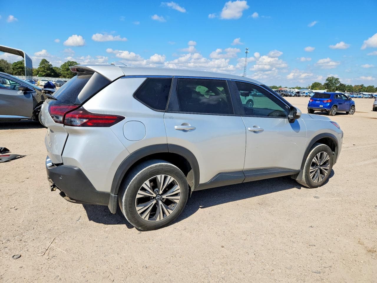 2023 Nissan Rogue Sv - foto 3
