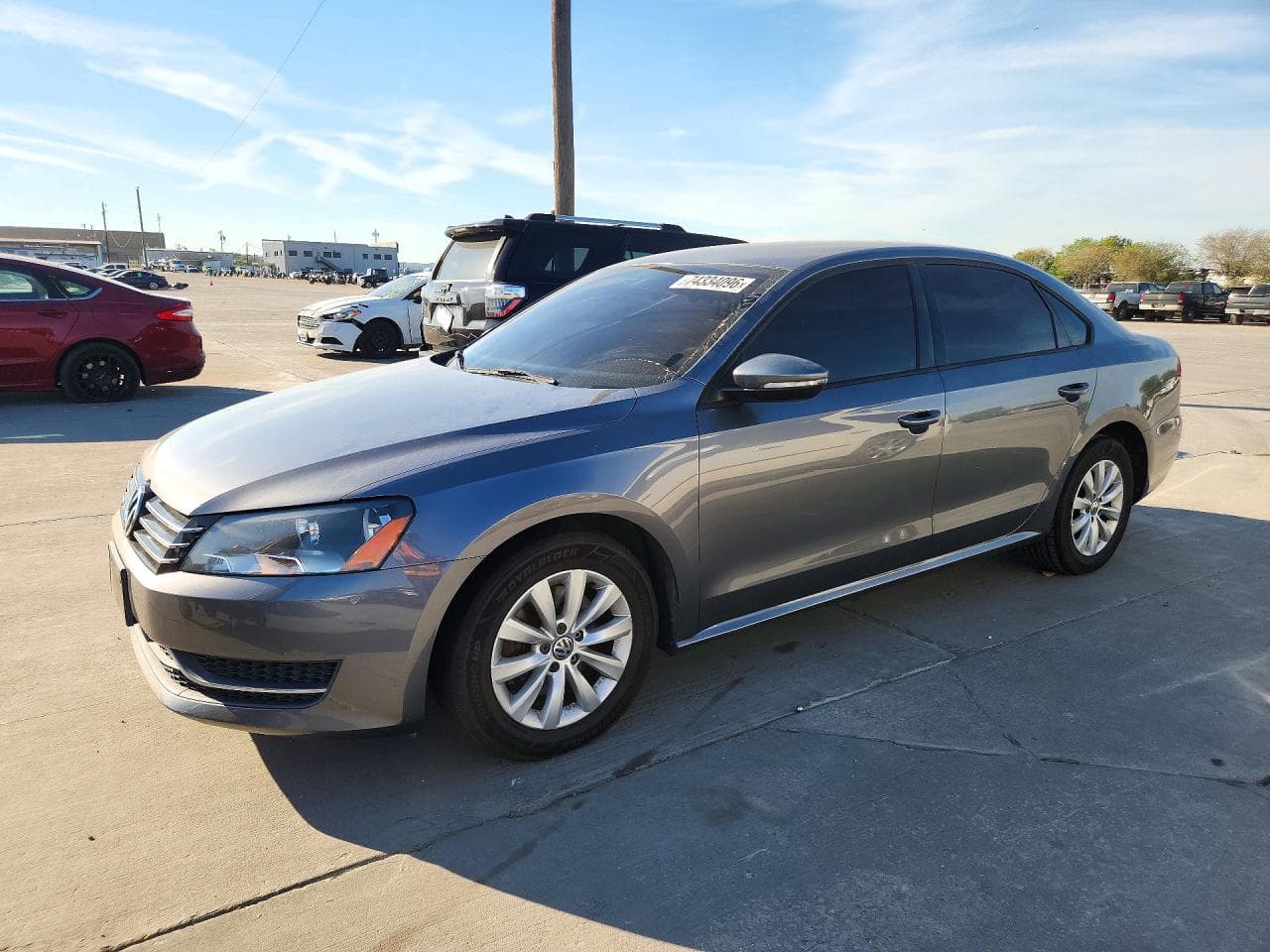 Volkswagen Passat 2012 z USA