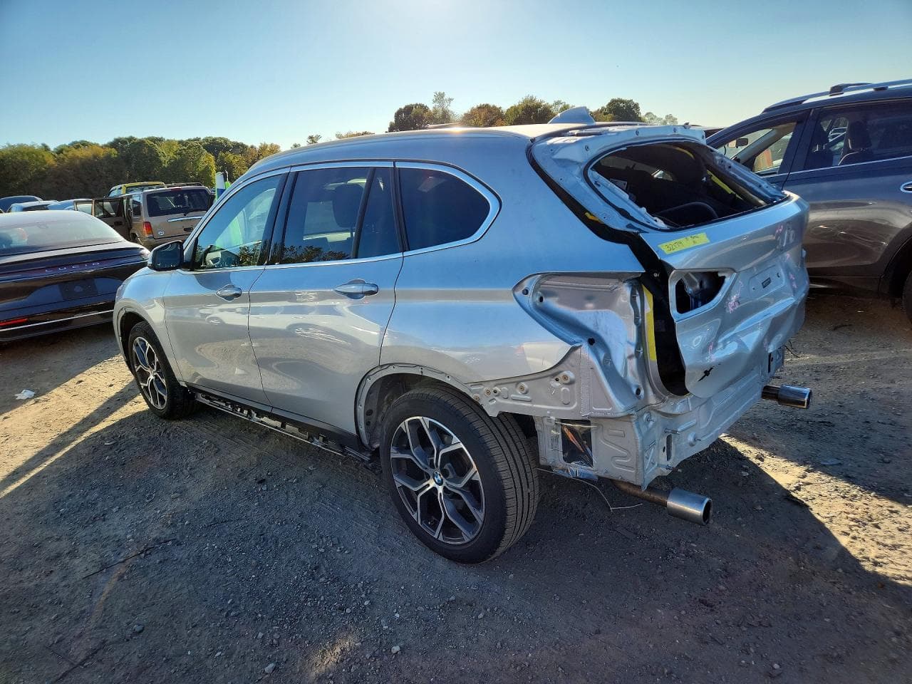 2021 BMW X1 xDrive28I - foto 2