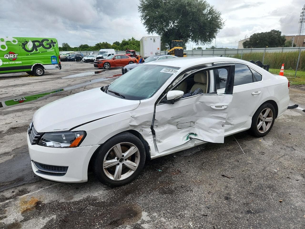 Volkswagen Passat 2012 z USA
