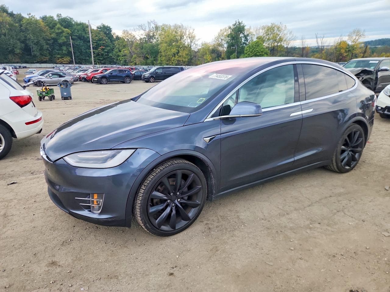 Tesla Model X 2018 z USA