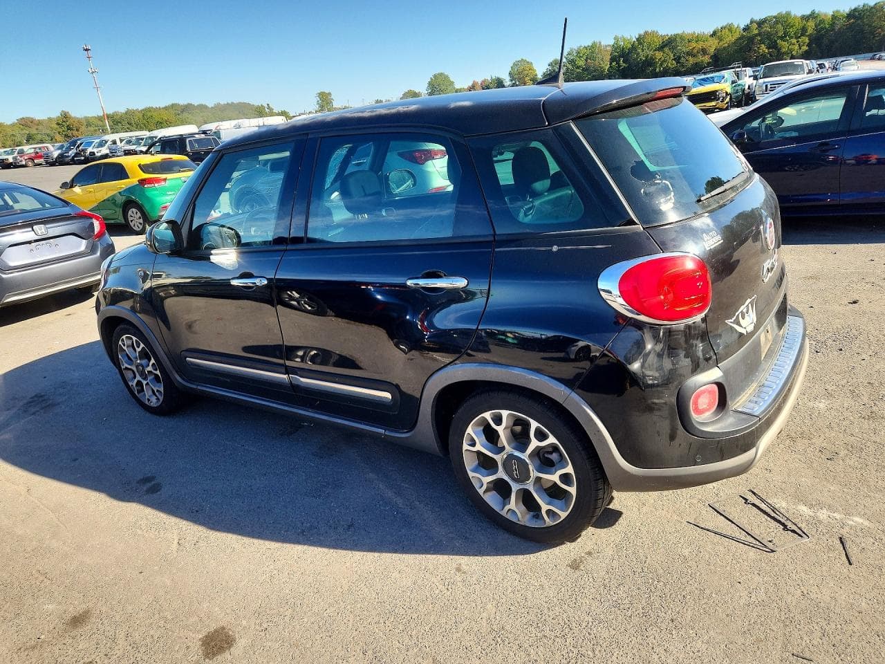 2017 Fiat 500L Trekking - foto 2