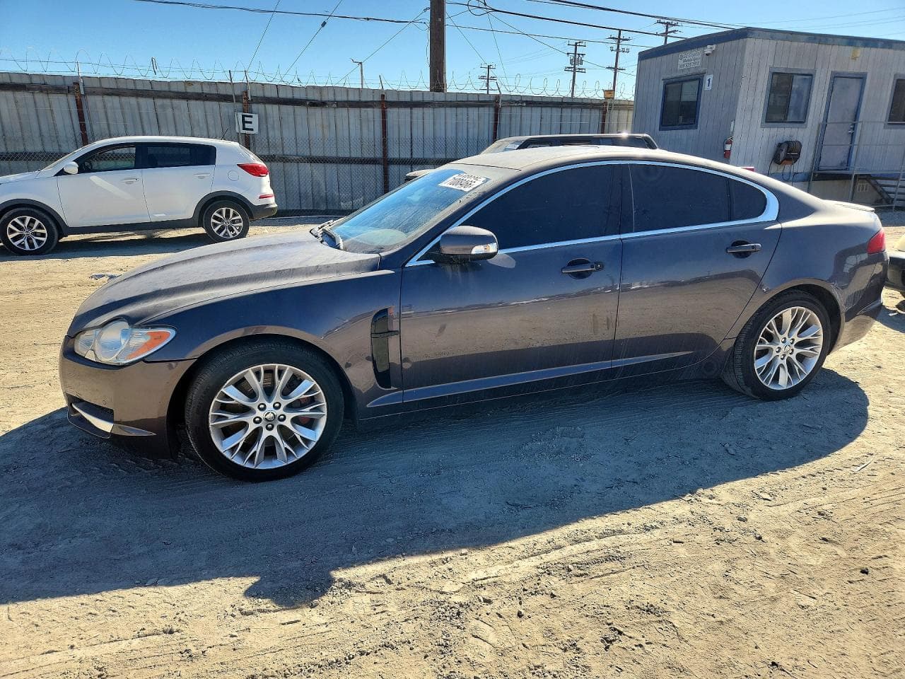 Jaguar XF 2009 z USA