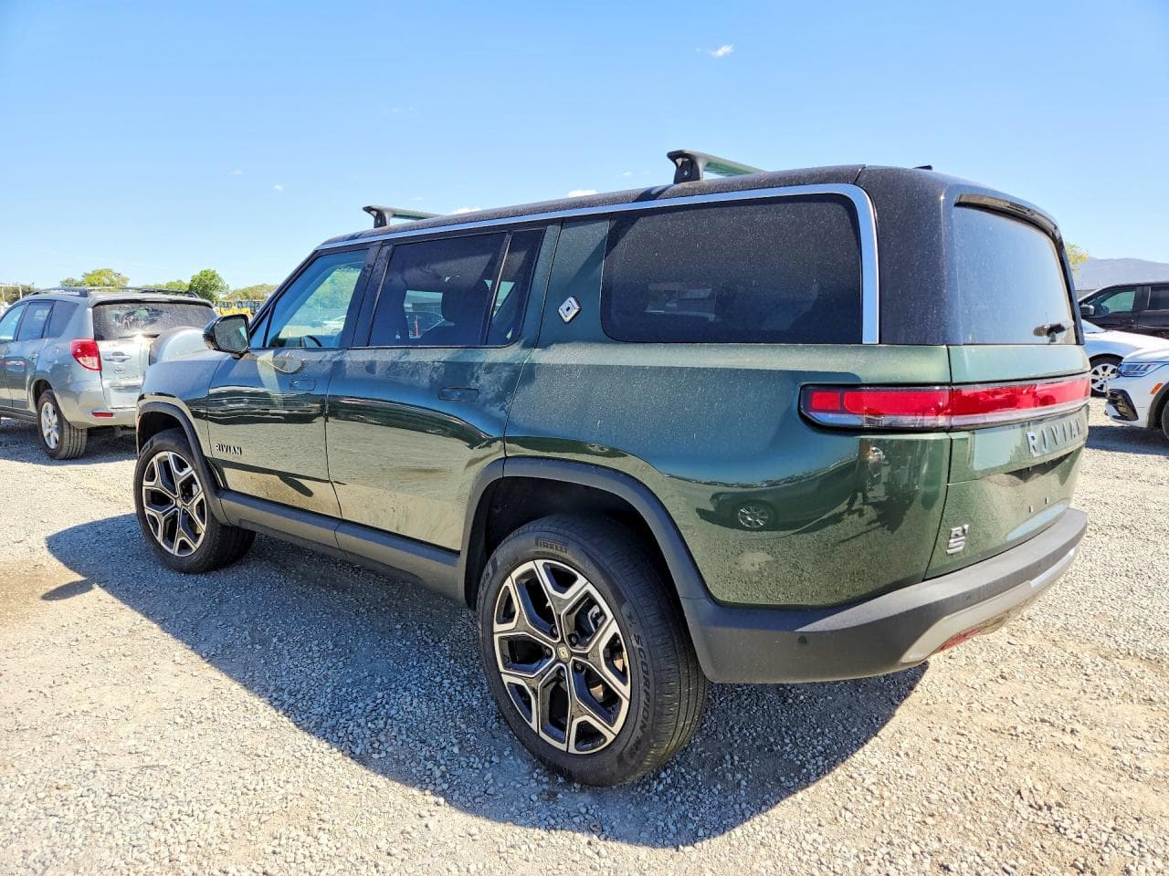 2026 Rivian R1S Adventure - foto 2