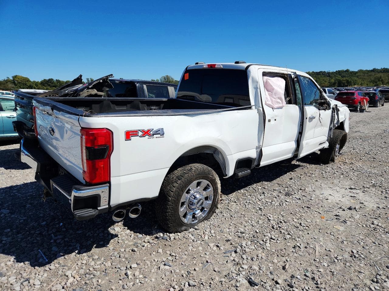 2023 Ford F350 Super Duty - foto 3