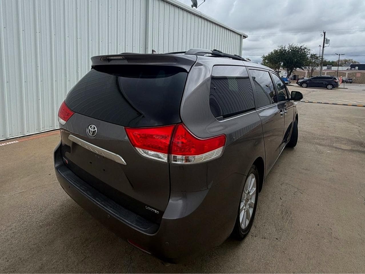 2012 Toyota Sienna Limited 7-Passenger - foto 4