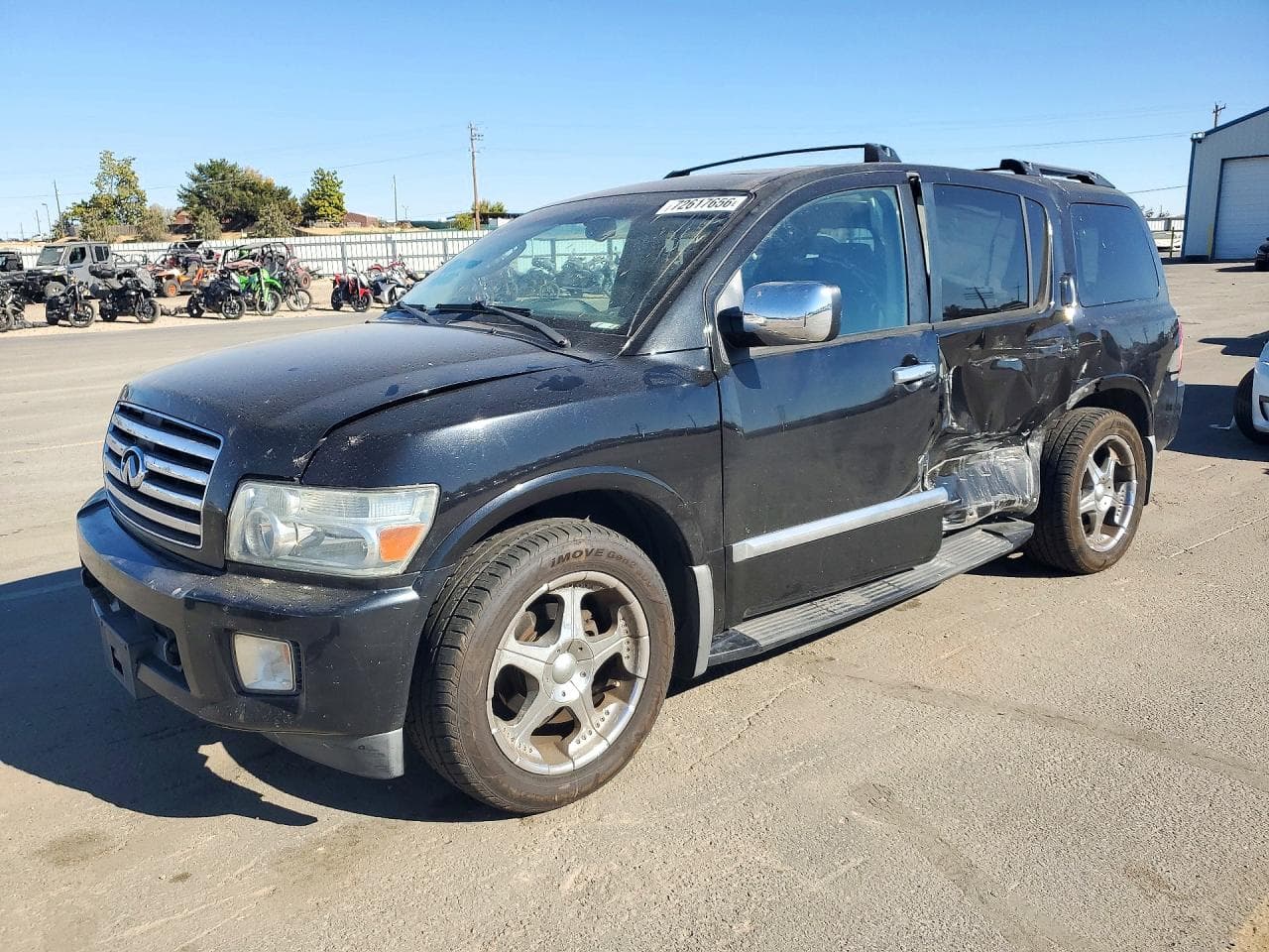 Infiniti QX56 2004 z USA
