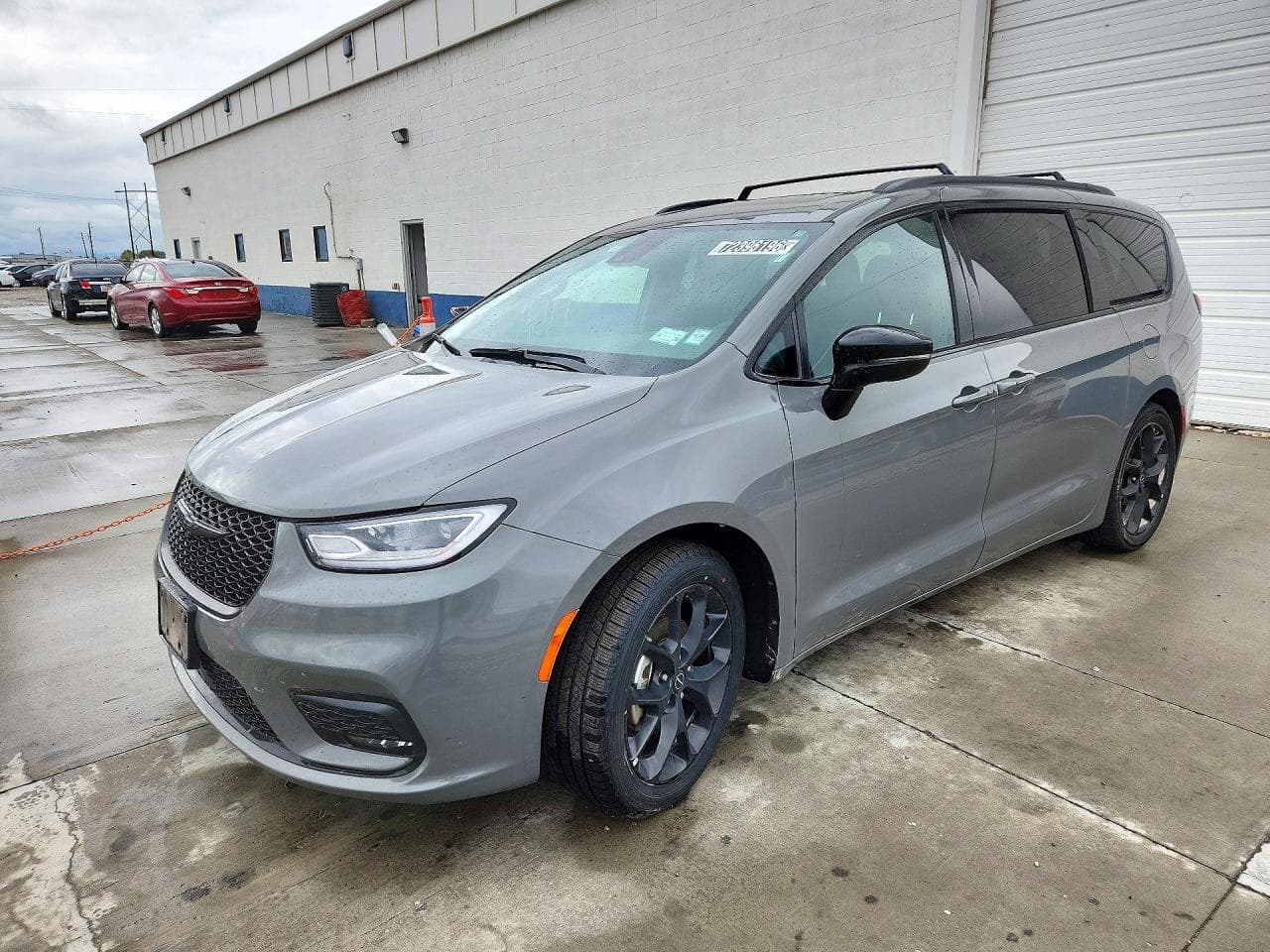 Chrysler Pacifica 2025 z USA