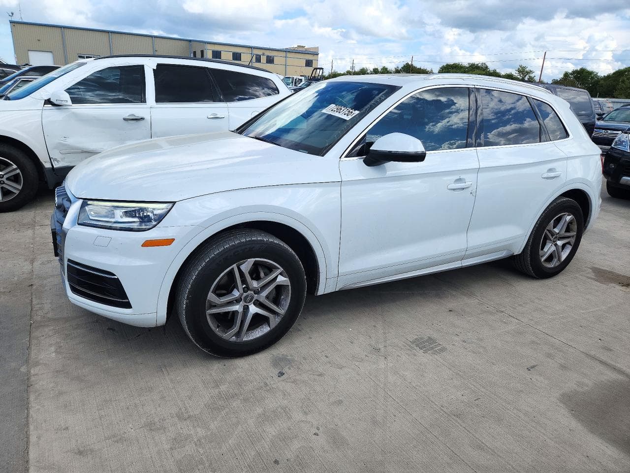 Audi Q5 2019 z USA