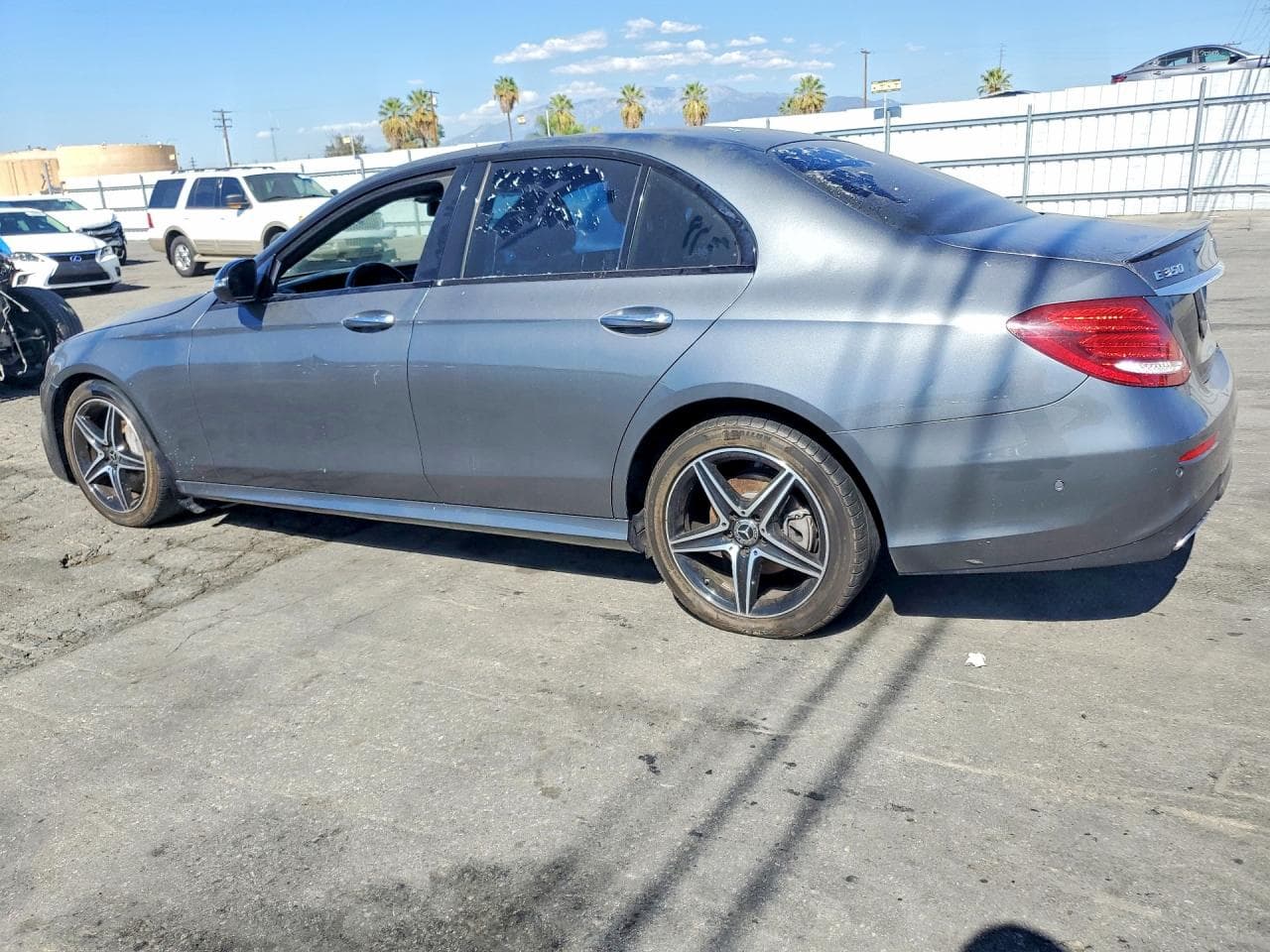 2020 Mercedes-Benz E 350 - foto 2