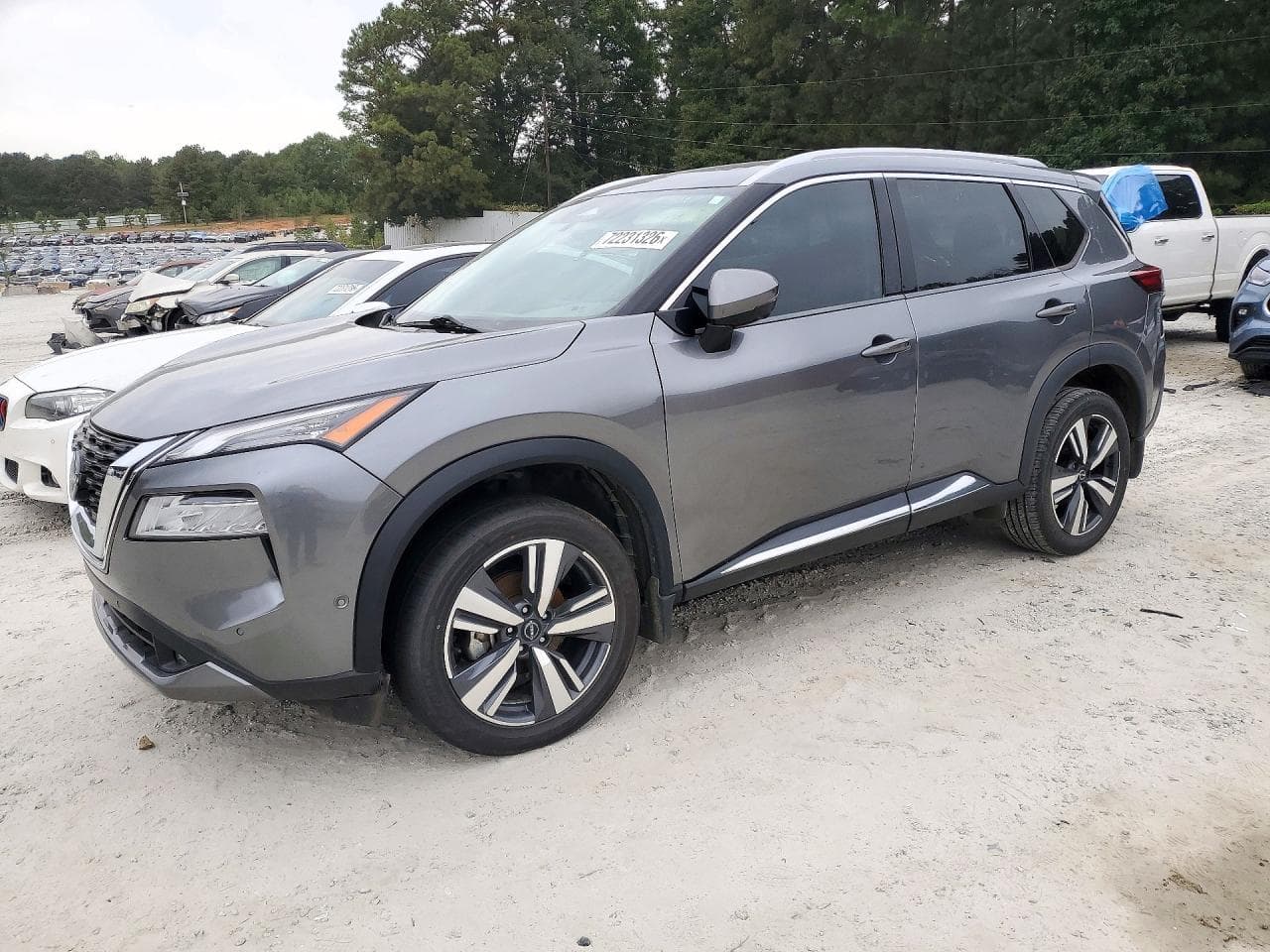 Nissan Rogue 2022 z USA