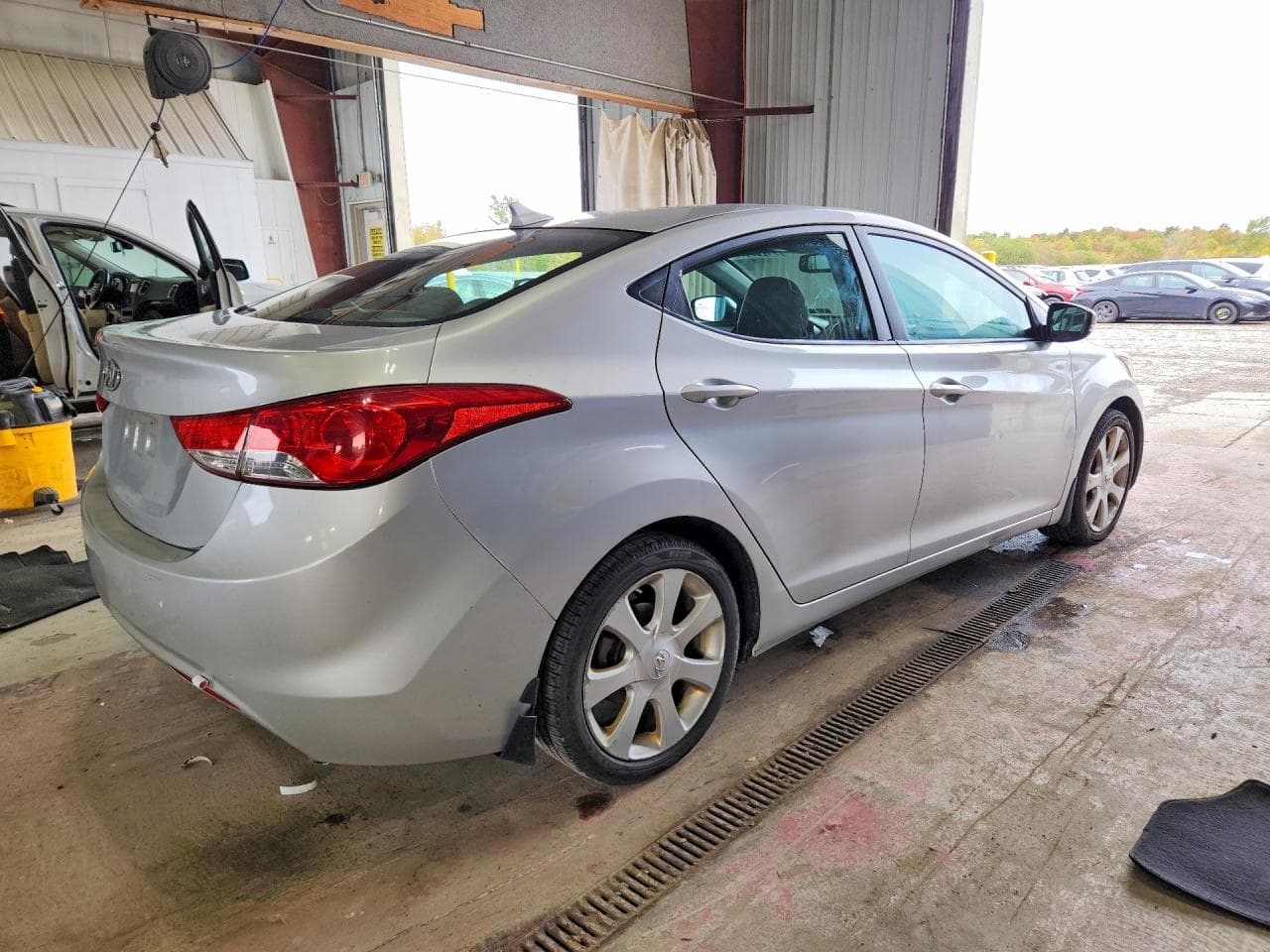 2013 Hyundai Elantra Limited - foto 3