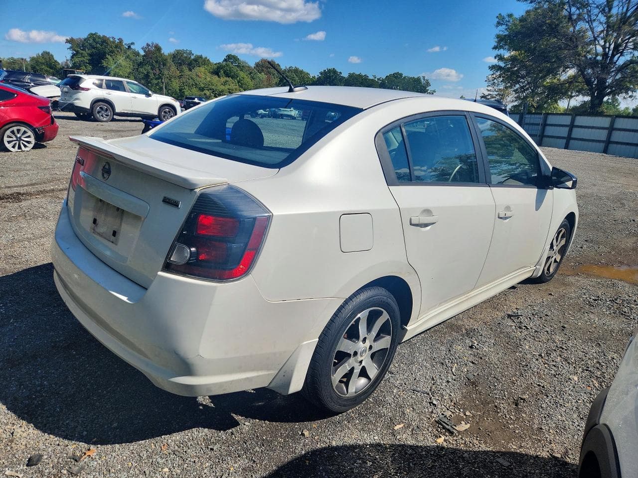 2012 Nissan Sentra 2.0 - foto 3