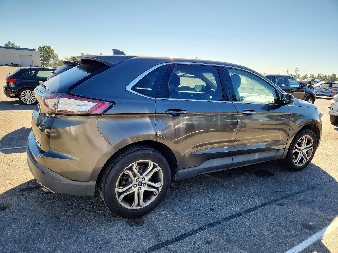 2016 Ford Edge Titanium - foto 3