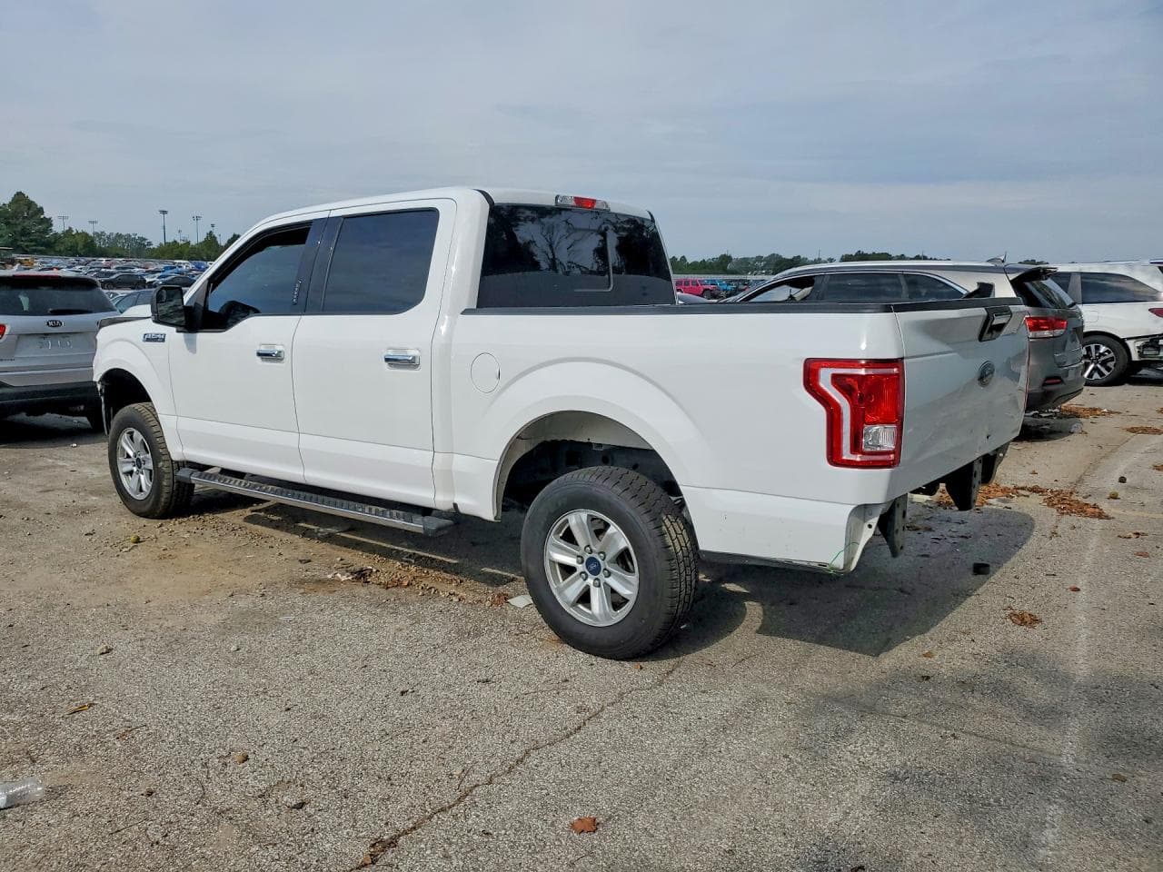 2017 Ford F150 Supercrew - foto 2
