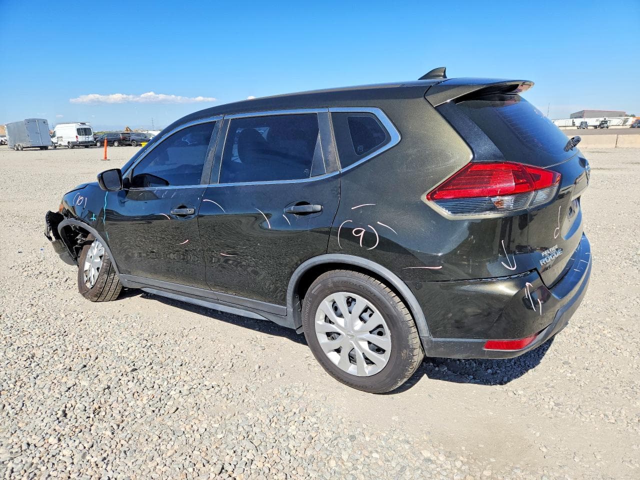 2017 Nissan Rogue S - foto 2