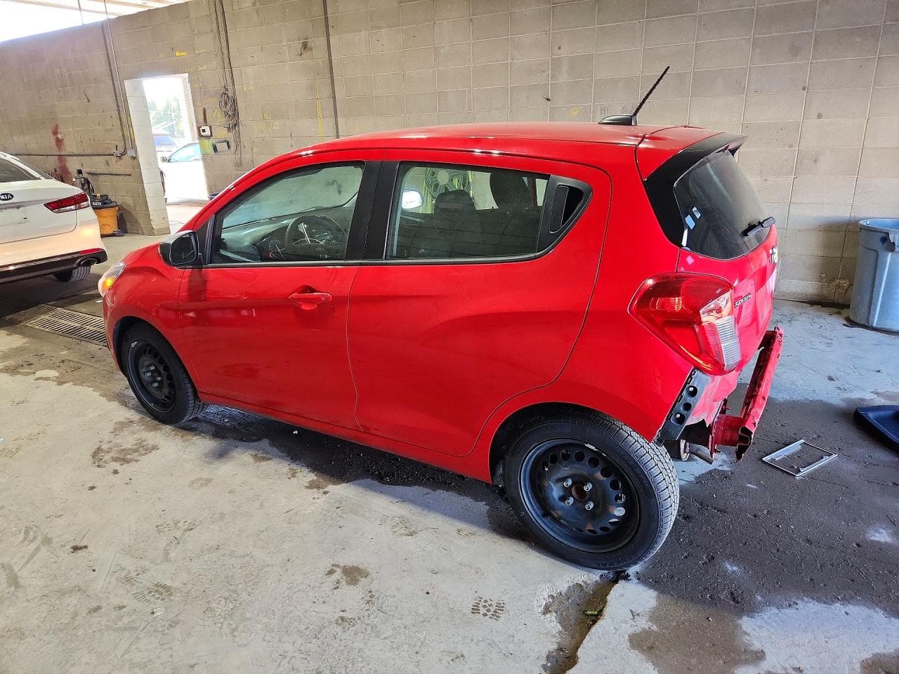 2018 Chevrolet Spark Ls - foto 2
