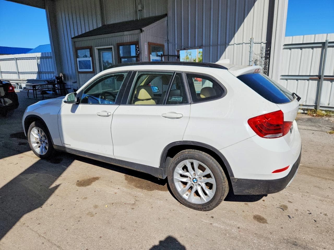 2015 BMW X1 xDrive28I - foto 2