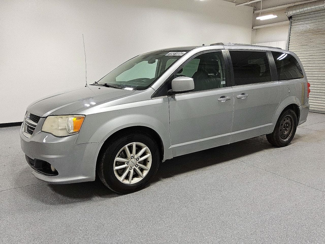 Dodge Caravan 2018 z USA