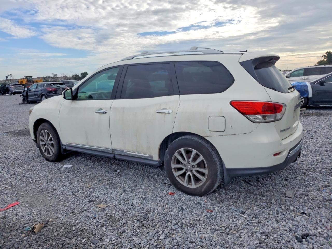 2014 Nissan Pathfinder Sl - foto 2