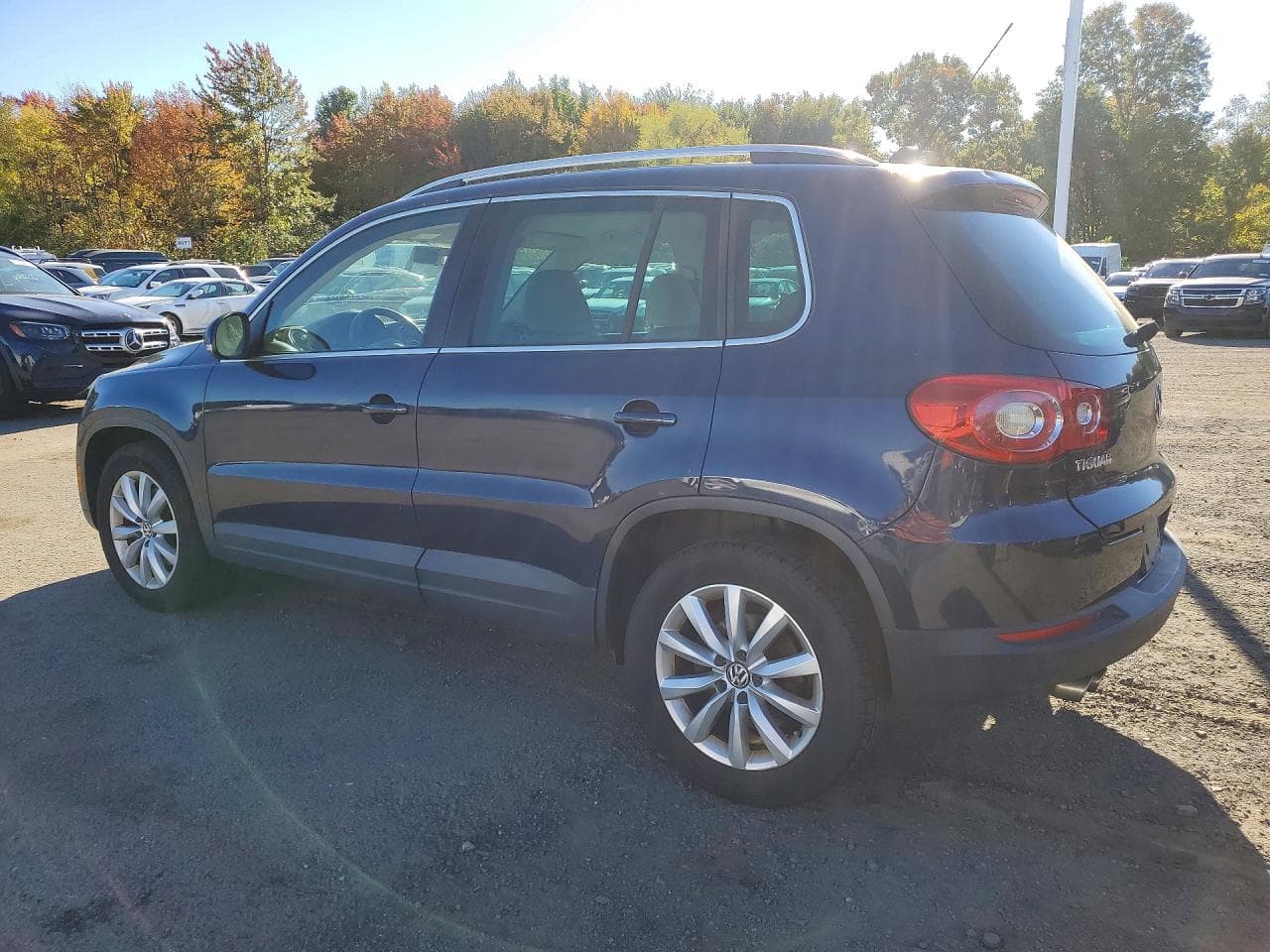 2011 Volkswagen Tiguan S - foto 2