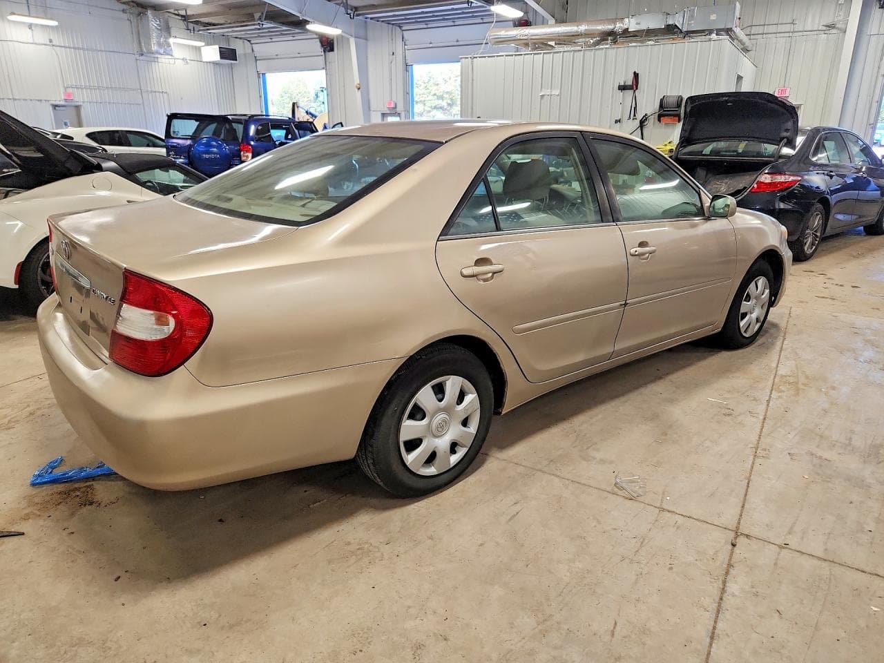 2003 Toyota Camry Le - foto 3