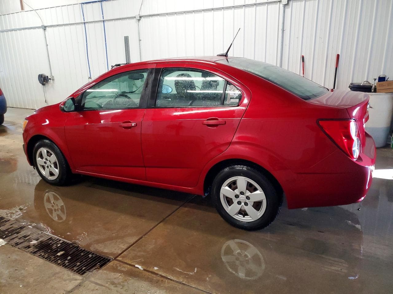 2014 Chevrolet Sonic Ls - foto 2