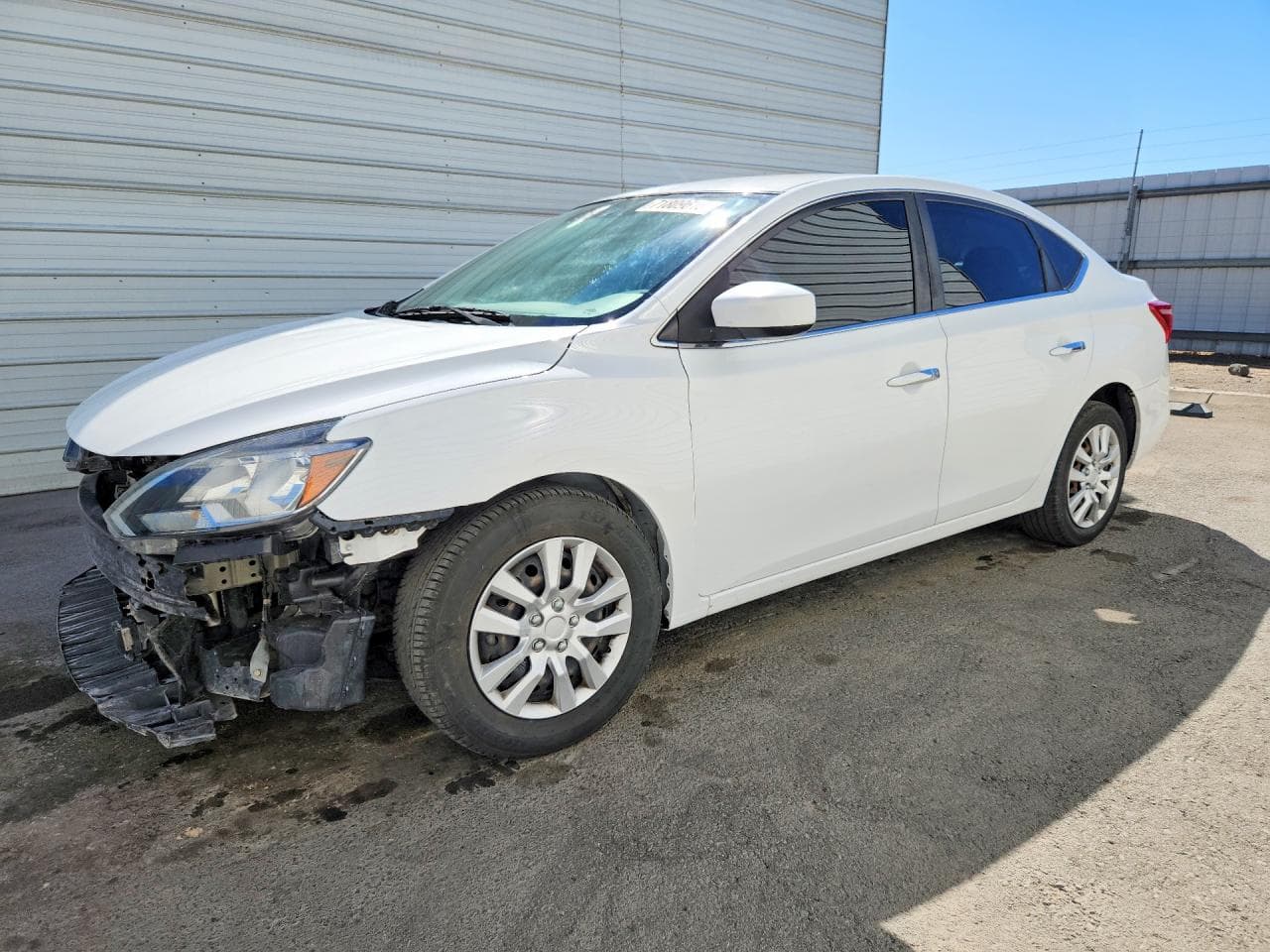 Nissan Sentra 2018 z USA