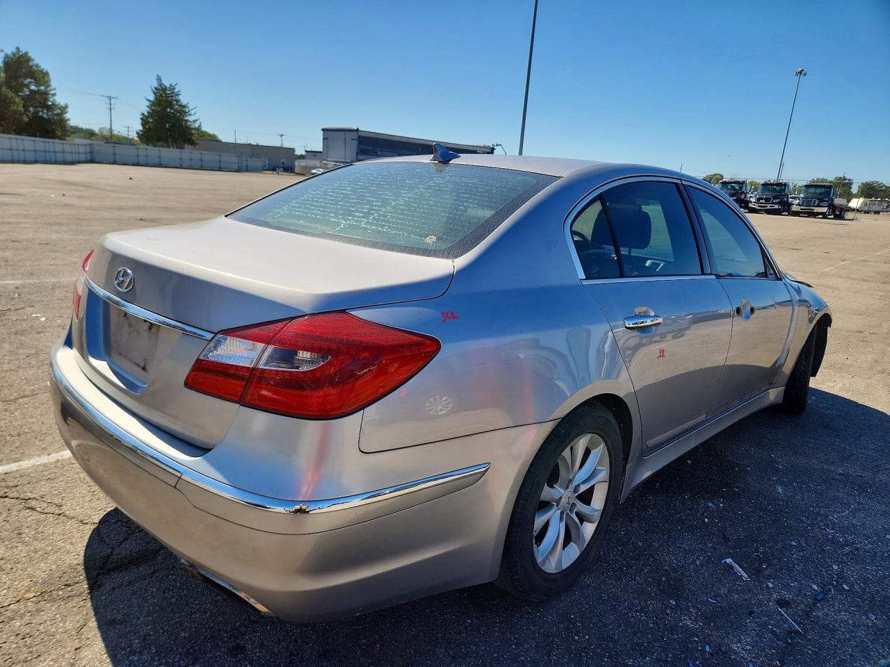 2013 Hyundai Genesis 3.8L - foto 3