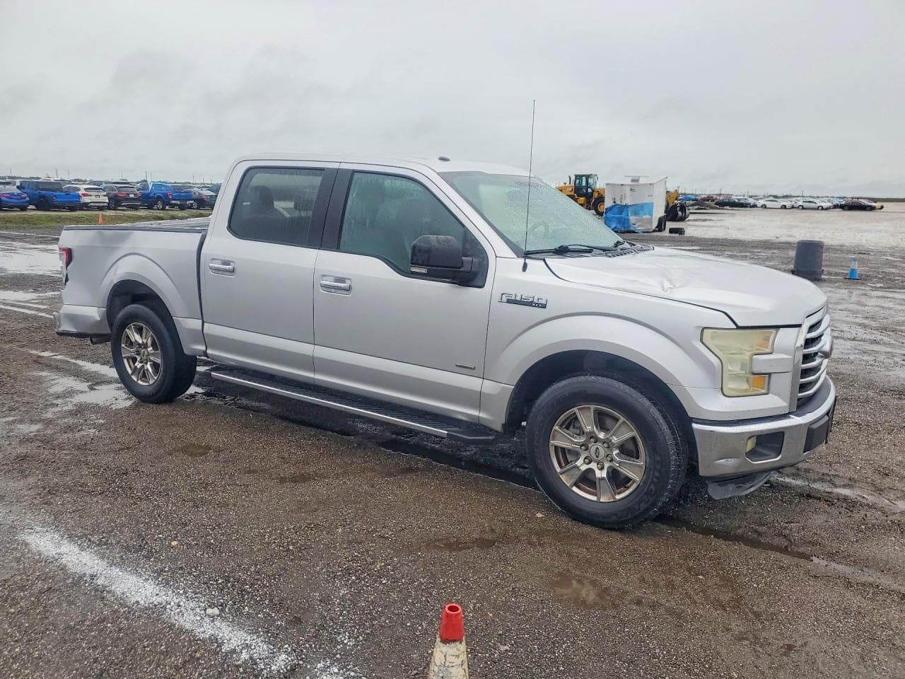 2015 Ford F150 Supercrew - foto 4