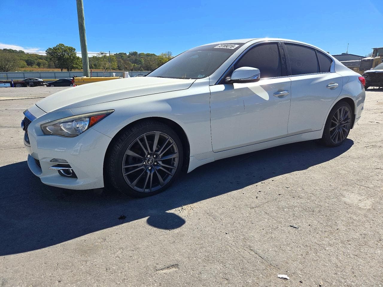 Infiniti Q50 2016 z USA