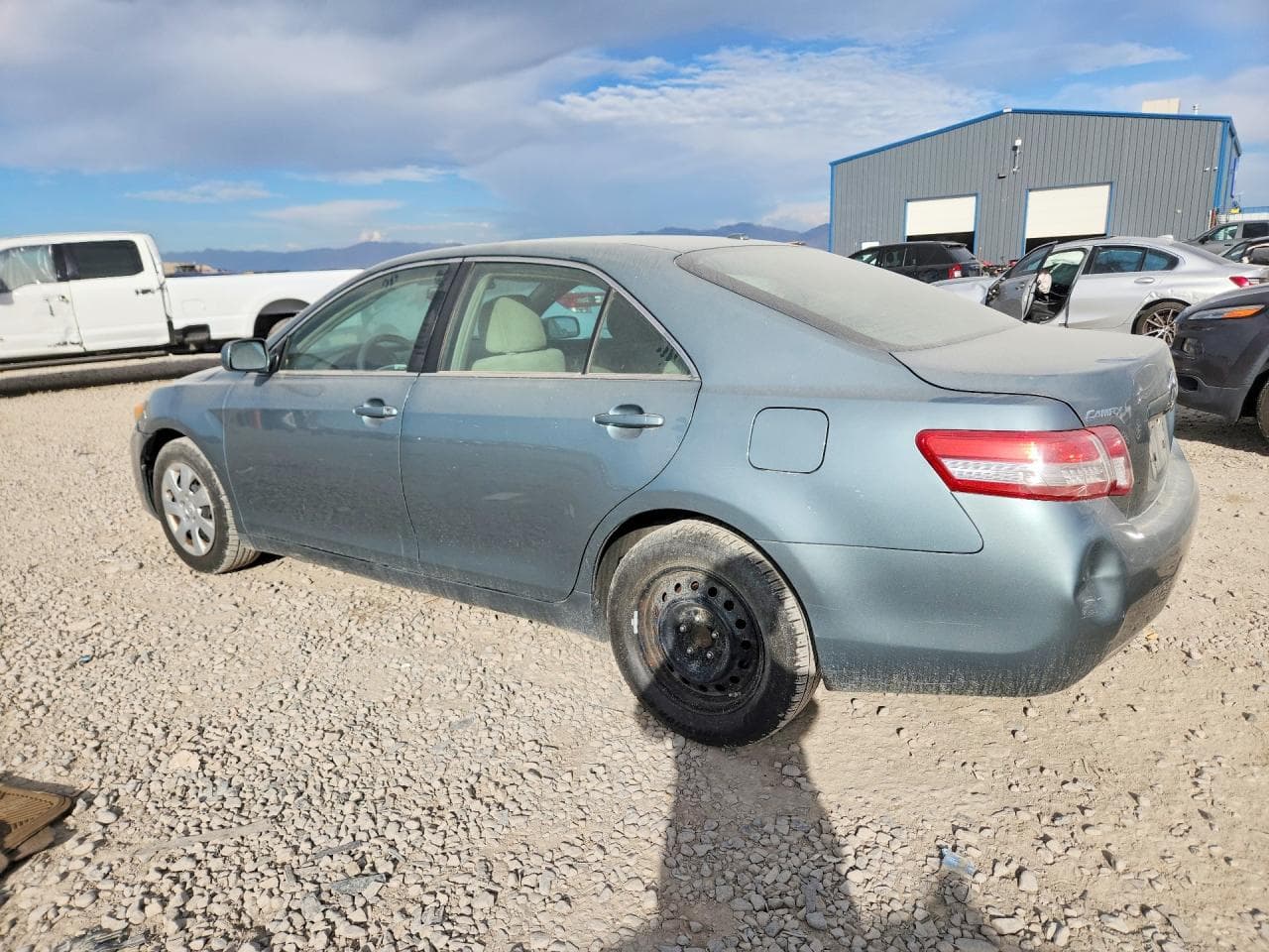2011 Toyota Camry Le - foto 2