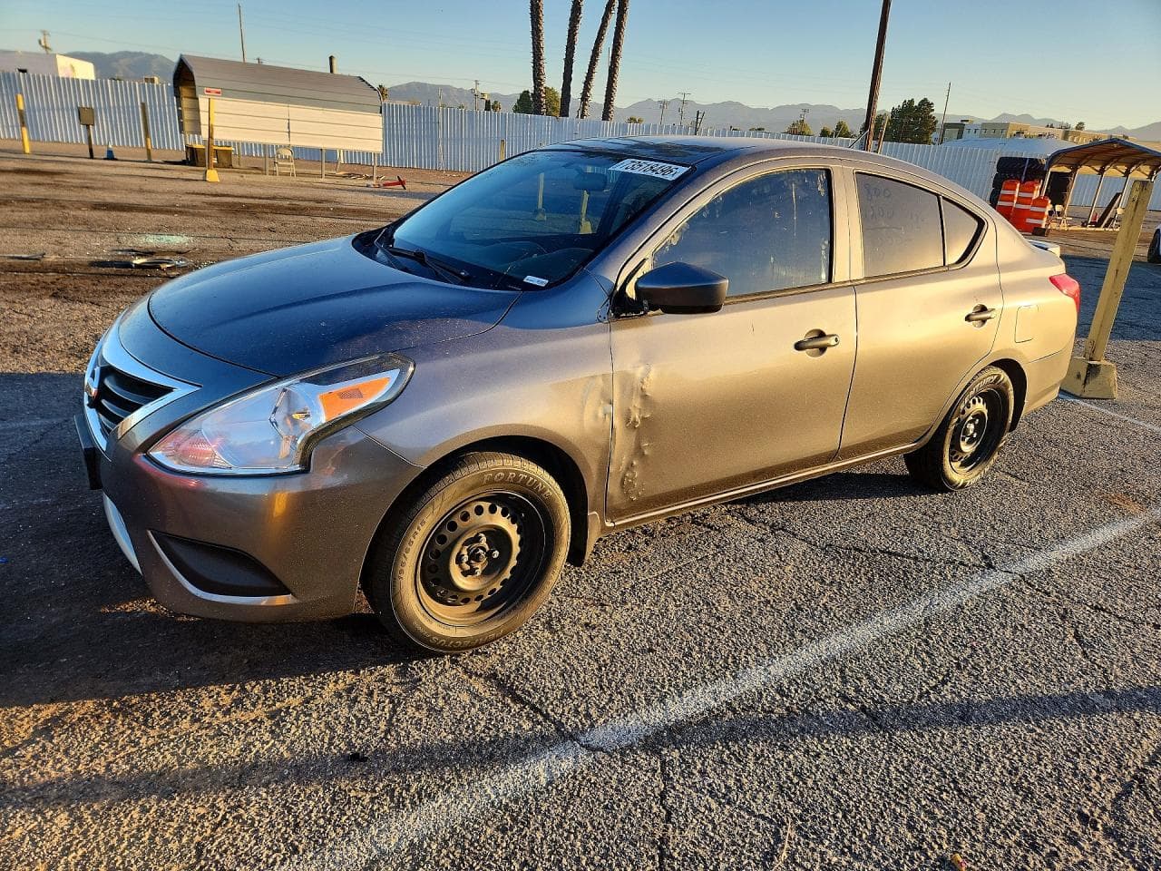 Nissan Versa 2017 z USA