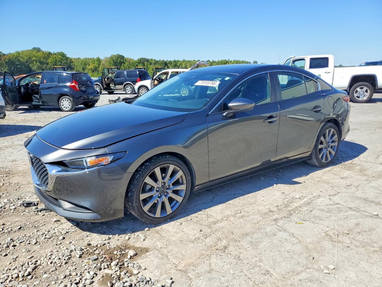 Mazda 3 2022 z USA